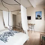 Leucos Bed & Breakfast Potenza