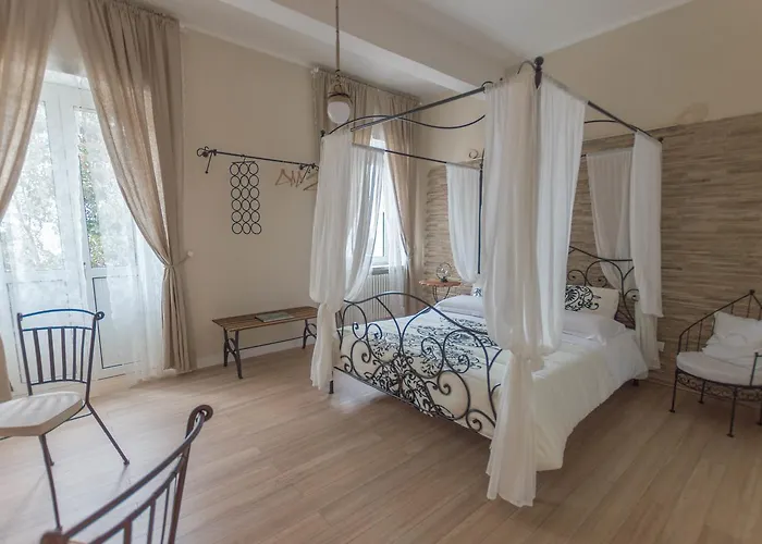 Leucos Bed & Breakfast 3*